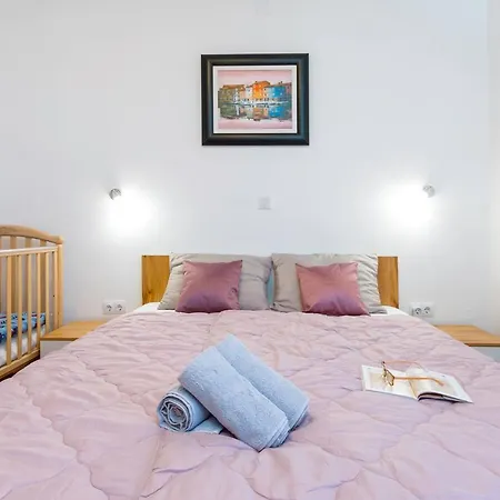 Kris Appartement *